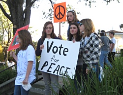 Benicia Peace Vigil - 5th Anniversary, Marcy 20, 2008